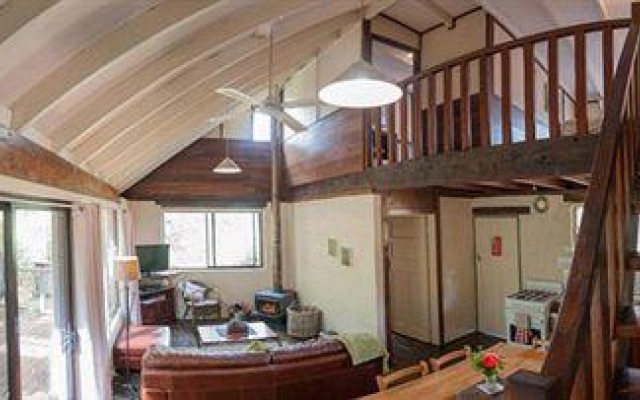 Margaret River Stone Cottages – Guest Rooms – Forest Grove