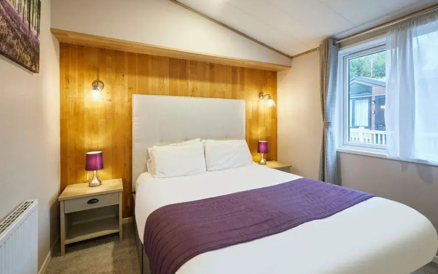 Host Stay Water s Edge Lodge