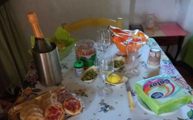 The Little House of Vacone Italy