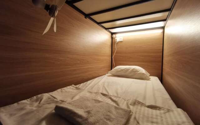 Third Street Station - Hostel