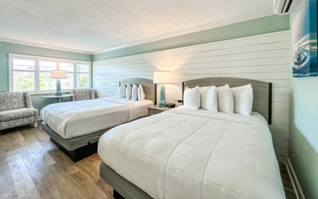 Thunderbird Beach Resort