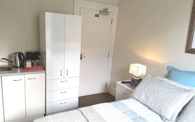 Ponsonby Manor