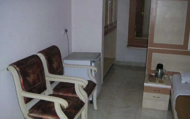 Hotel TARA International