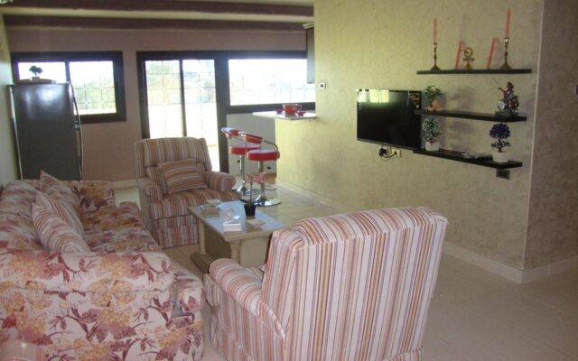 Al Qwafil Suites