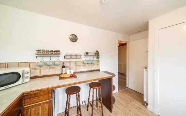 Bellrock View - Traditional Coastal Retreat