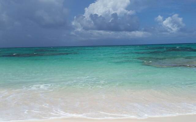 Sunsplash House by Eleuthera Vacation Rentals