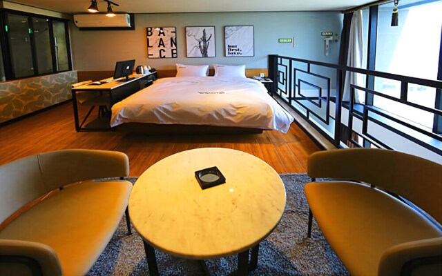 Gangneung Wannabe Pension