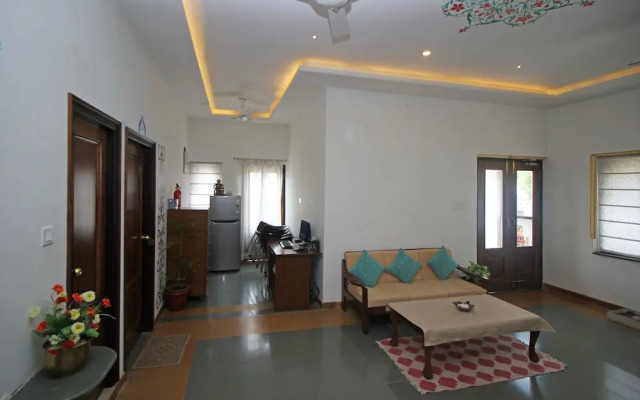 OYO 9403 Boutique Room near Udaivilas