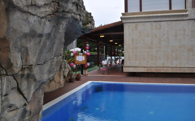 Gran Hotel Liber & Spa