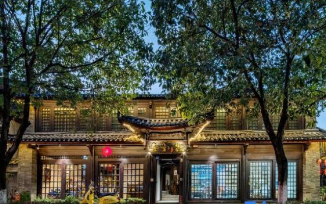 Lijiang Exquisite Villas