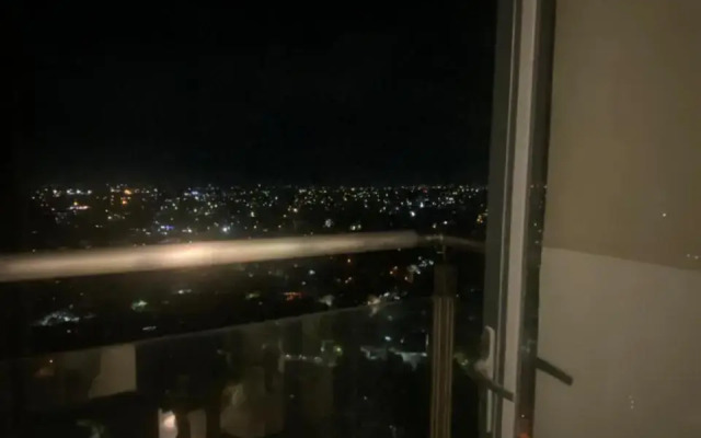 2 Bedroom UNIT 31st floor