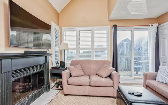 Mountainside 2 bed 2 bath with laundry 79249