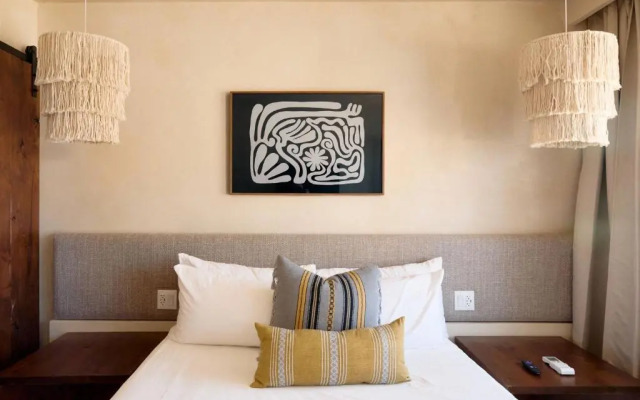 The Sand Castle Inn And Suites