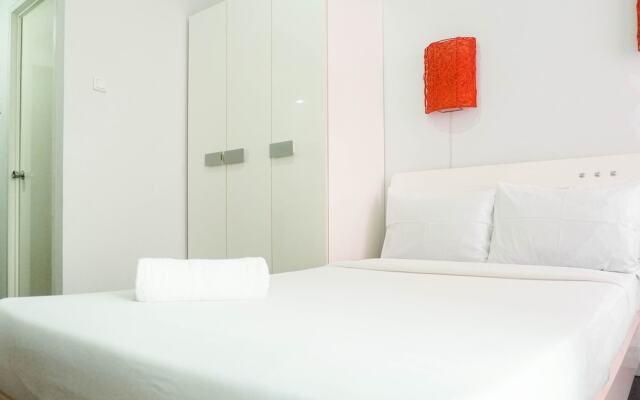 Comfy & Clean Studio Apartment at Puri Mas