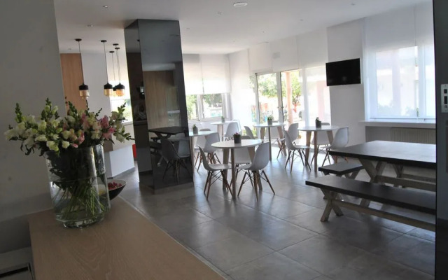 Theofilos City Hotel