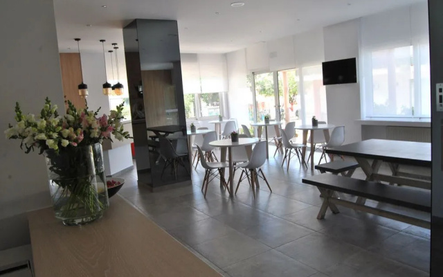 Theofilos City Hotel