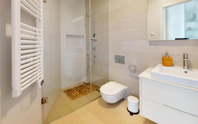 Las Colinas Golf, Luxury Penthouse