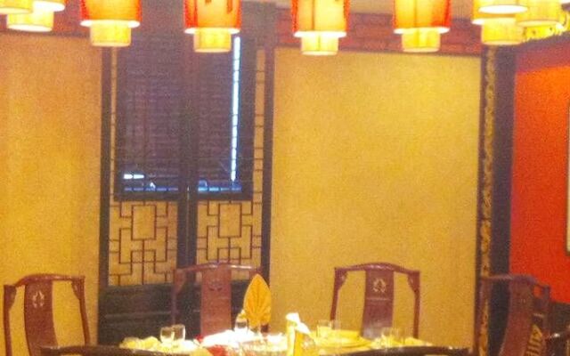 Chengde Jing Cheng Hotel