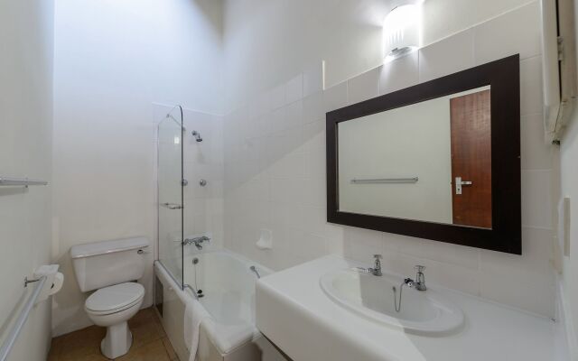 San Lameer Villa Rentals 2816