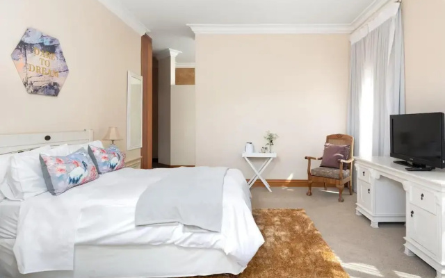 Thomson's Accommodation