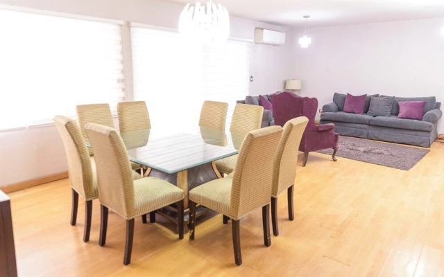 New Cozy San Pedro Home Patio Work Area