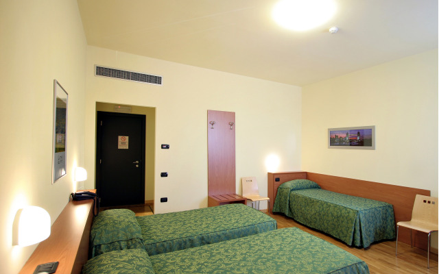 Hotel Dama