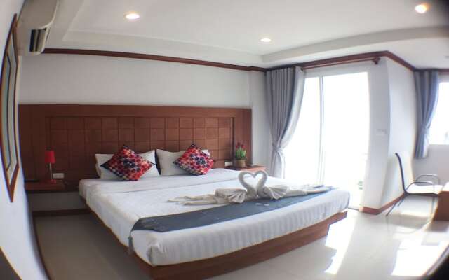 Thira Residence Patong