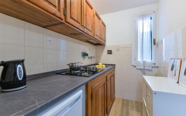 One-room apartment with sea view garden-Eco