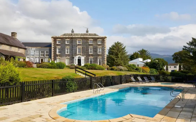Macdonald Plas Talgarth Resort
