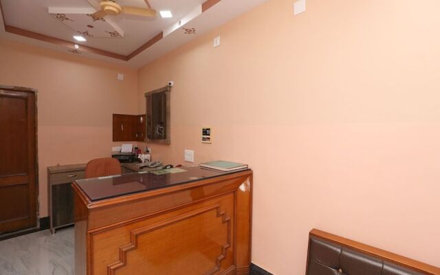 Oyo 18287 Akshya Hotel