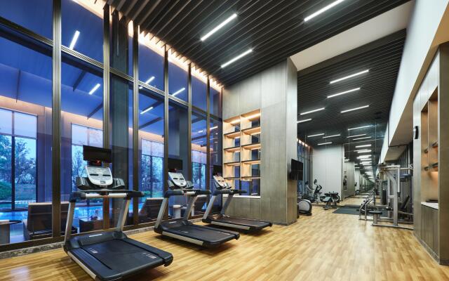 Crowne Plaza Wuxi Lake View by IHG