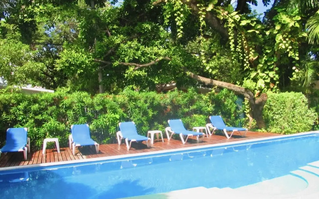 Via Tendenza Island By Playa Paradise