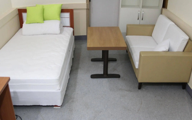 41st Guest House