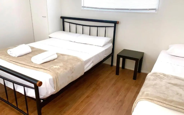 Crows Nest Tourist Park