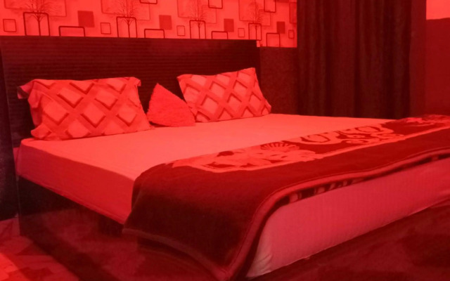 OYO HOME 70072 Relax Inn