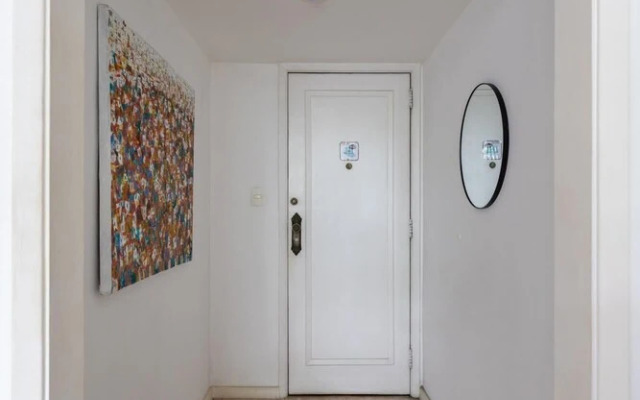 Cavirio Re305 Modern Flat in Ipanema Beach