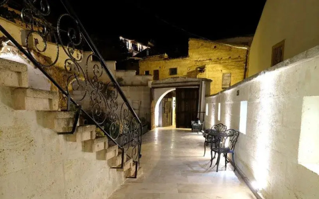 Arkeles Suites