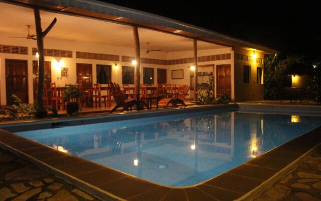 Hotel Mariposa