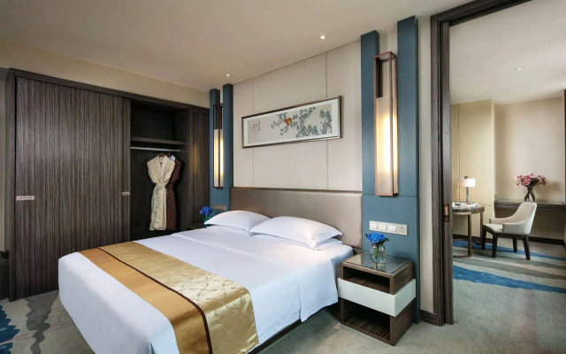 Ramada by Wyndham Heze