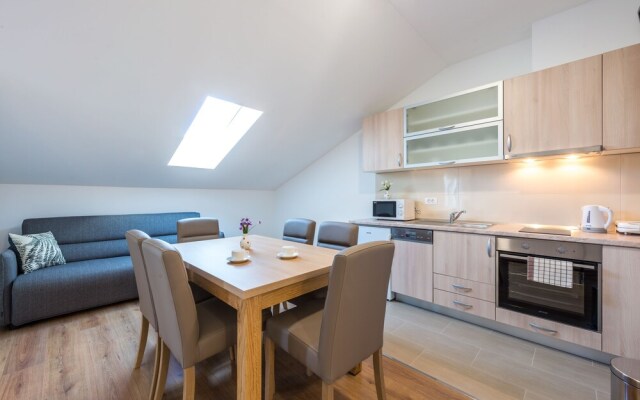 Apartments Rilovic, City and Sea view apartments