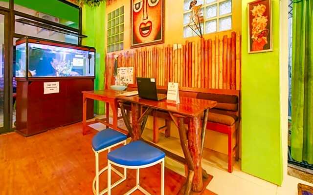 OYO Life 3103 Opo Homestay & Kost