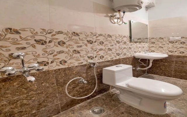 Amar Estates BY OYO Rooms