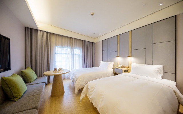 Ji Hotel (The Bund Shanghai, East Jinling Road)