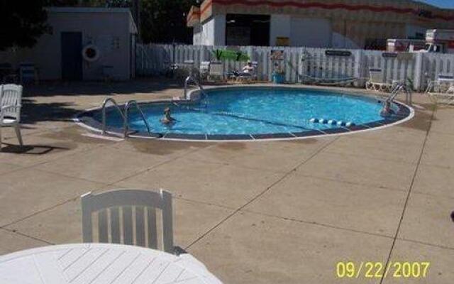 Home Town Inn