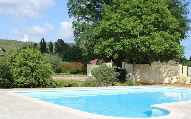 Comfortable Holiday Home With Pool