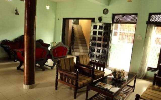 Weligama Holiday Inn