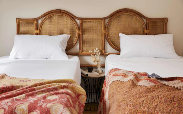 THE BIG Luxury Backpackers