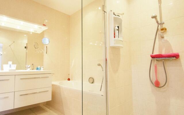 Classy Villa in Ecuras-Rouzède with Private Garden