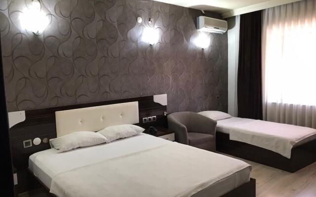 Sera Hotel