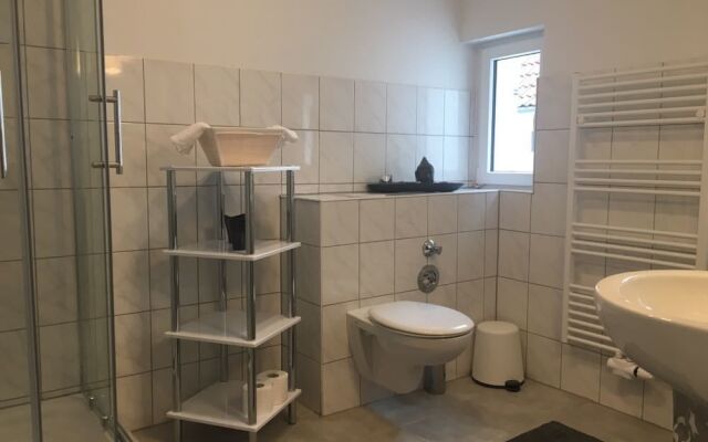 Pension Donau Apartments - Limmerstr 25